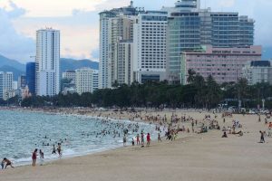 Nha Trang, Đà Nẵng đồng loạt đề nghị tạm dừng xây nhà cao tầng