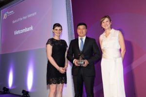 Vietcombank nhận giải thưởng Ngân hàng tiêu biểu năm 2018 của Tạp chí The Banker