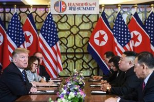 Cập nhật Thượng đỉnh Mỹ – Triều: Lãnh đạo Mỹ Triều rời khách sạn sớm, không có tuyên bố chung