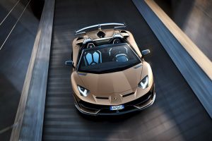 Siêu xe Lamborghini Aventador SVJ Roadster trình làng, giá 13,3 tỉ đồng