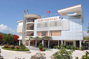 Cảng Cam Ranh báo lãi tăng 77% trong nửa đầu 2019