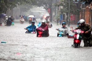 Cảnh báo mưa dông, ngập lụt nội thành Hà Nội do bão số 3