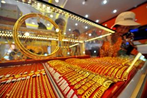 Giá vàng lao dốc, vàng nhẫn mất 150.000 đồng/lượng
