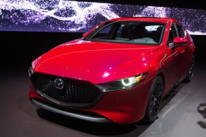 Mazda3 2020 ra mắt tại Philippines, giá từ 717 triệu đồng