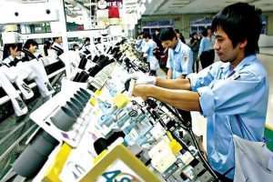 Việt Nam tăng 10 bậc năng lực cạnh tranh toàn cầu