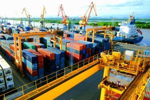Bộ GTVT: ‘Không giảm 30% giá dịch vụ bốc dỡ container cảng biển’