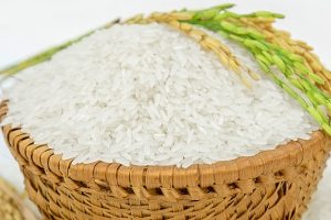 Giá gạo hôm nay 1/4/2021: Chưa dứt đà giảm