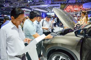 Thị trường ô tô Việt 2020: ‘Cú đánh bồi’ đập tan nhiều kỳ vọng