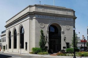 Bản tin tài chính ngân hàng ngày 23/12: Thêm một lãnh đạo VPBank đăng kí bán cổ phiếu VPB