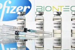 FDA Hoa Kỳ cấp phép cho vắc xin ngừa Covid-19