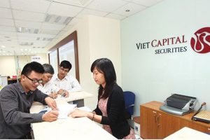 Nhà đầu tư thắng lớn với cổ phiếu VCI của Chứng khoán Bản Việt