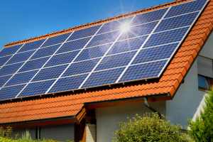 Bộ Công Thương kiểm tra việc phát triển điện mặt trời mái nhà tại 10 địa phương