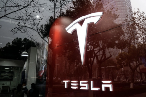 Trung Quốc ‘cấm cửa’ Tesla’ vì lo ngại ‘xe điện gián điệp’, Elon Musk đáp trả đanh thép