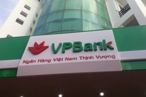 Người nhà sếp VPBank tiếp tục bán bớt cổ phiếu VPB