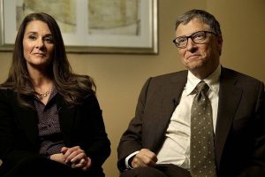 Bill Gates rời hội đồng quản trị Microsoft do có quan hệ bất chính với nhân viên?
