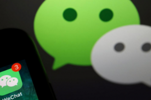 Tencent cấm ngoáy mũi, đội quần… trên dịch vụ phát trực tiếp WeChat