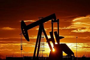 Giá xăng dầu hôm nay 1/7/2021: Giá dầu tiếp đà kéo dài