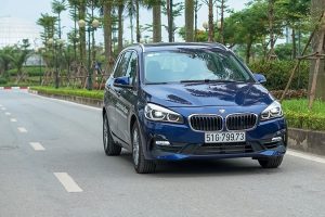 Giá lăn bánh xe BMW 218i mới nhất cuối tháng 8/2021