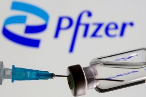 Hiệu quả của vaccine Pfizer/BioNTech giảm sau 6 tháng