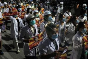 Myanmar: bắt 18 nhân viên y tế vì chữa bệnh cho ‘khủng bố’