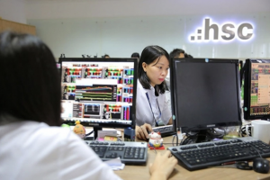 Chứng khoán HSC: HFIC muốn bán ra hơn 10,4 triệu cổ phiếu, dự thu gần 500 tỷ