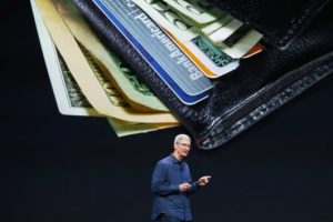 Apple công bố tính năng thanh toán không tiếp xúc mới qua điện thoại iPhone