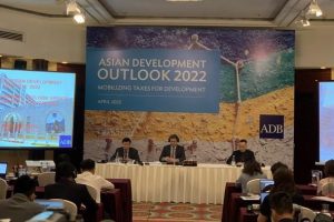 ADB: Kinh tế Việt Nam phục hồi mạnh mẽ trong khi toàn cầu bất ổn