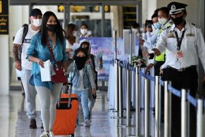 Các nước Đông Nam Á dần nới lỏng quy định xét nghiệm COVID-19 đối với hành khách