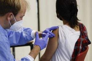 Israel công bố thêm về hiệu quả của liều vaccine thứ 4