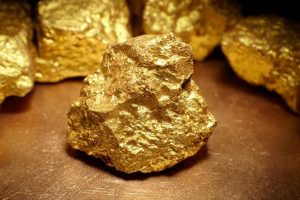 Giá vàng ngày 19/5: Giá vàng tiếp tục giao dịch quanh ngưỡng hỗ trợ 1.800 USD/ounce