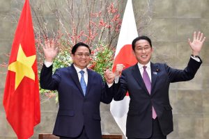Thủ tướng Nhật Bản khẳng định tiếp tục hỗ trợ Việt Nam phát triển cơ sở hạ tầng trọng điểm