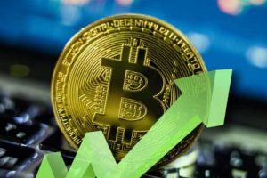 Giá Bitcoin ngày 24/6: Bitcoin bất ngờ tăng vọt, vượt mức 21.000 USD