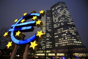 ECB sẽ sớm đưa lãi suất tiền gửi khỏi vùng âm