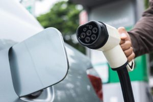 VAMA kiến nghị giảm thuế đối với ôtô “lai” điện và xăng