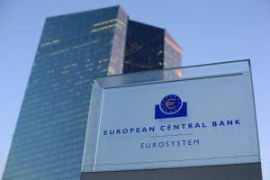 ECB sẽ cân nhắc tiếp tục tăng thêm lãi suất trong hai cuộc họp sắp tới
