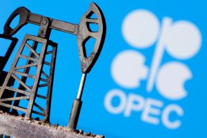 EU nỗ lực “trừng phạt” Nga, OPEC+ lại “ngấm ngầm” giúp đỡ