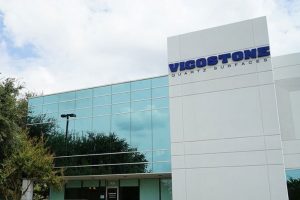 Vicostone (VCS): Cổ phiếu xuống đáy 5 năm, kinh doanh kém sắc và cam kết của lãnh đạo