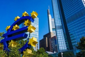 ECB sẵn sàng tăng lãi suất 50 điểm cơ bản trong tháng 2 và 3/2023