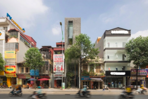 Để mua nhà mặt phố Hà Nội, người dân phải ‘cày cuốc’ 169 năm