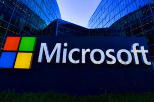 Microsoft cảnh báo hạn chế các đối thủ cạnh tranh quyền truy cập vào dữ liệu tìm kiếm trên Internet