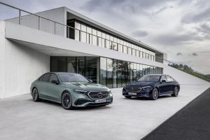 Mercedes-Benz ra mắt mẫu xe E-Class 2024 với thiết kế mới, tính năng mới