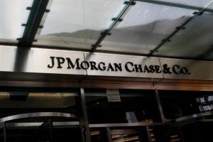 JP Morgan dự đoán thu nhập lãi ròng tăng 3 tỷ USD từ việc mua lại First Republic