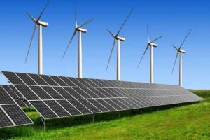 Hàng chục nhà đầu tư điện gió, điện mặt trời ngóng ‘phán quyết’ của Bộ Công Thương