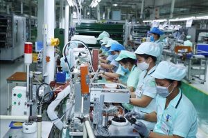 Standard Chartered hạ dự báo tăng trưởng GDP của Việt Nam năm 2023
