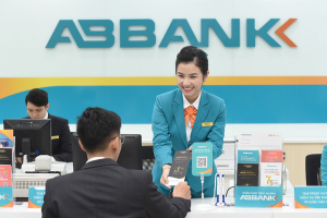 Lợi nhuận ‘mỏng’, ABBank vẫn cho Công ty họ Geleximco vay tiền để làm du lịch?