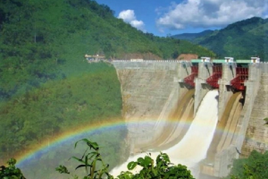 Qua một đợt khô hạn, doanh thu và lợi nhuận Thủy điện A Vương giảm 50%