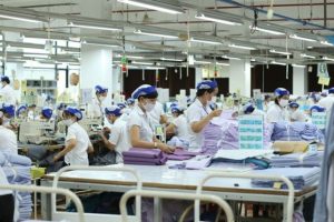 Tập đoàn dệt may Việt Nam (VGT) báo lãi giảm 96% do thiếu hụt đơn hàng