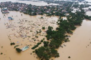 Chính phủ yêu cầu tập trung ứng phó, khắc phục hậu quả mưa lũ