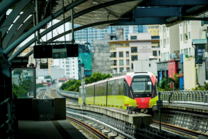 Đã lắp xong 8 nhà ga trên cao tuyến đường sắt đô thị Nhổn – ga Hà Nội