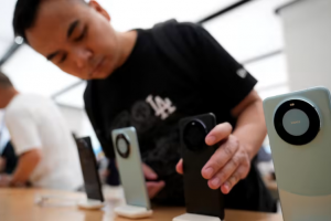 Huawei ‘tăng ca’ để đáp ứng nhu cầu thị trường điện thoại